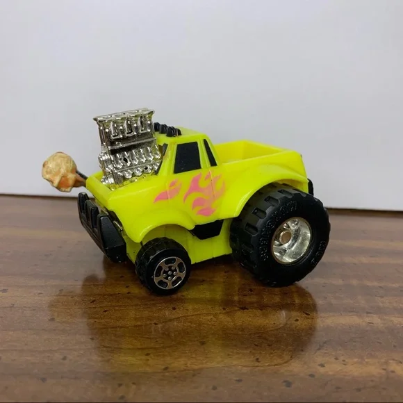 RAT FINK/JUNKYARD KID in his CLOD HOPPER Toys | Rat Fink Rad